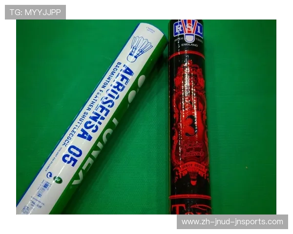 羽毛球球桶怎么利用